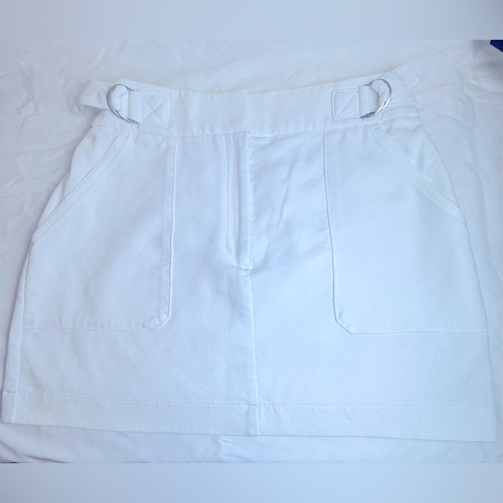 EXPRESS | High Waisted Cargo Mini Skirt | White | M